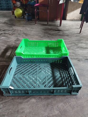 сдам контейнер на ортосайском рынке: Yesikler her novde. Oteller ucun parca ayaqqabi yeni şəpiy. Veşilka — 14