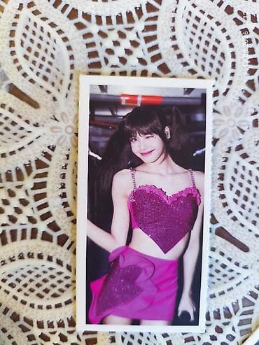 mini disk: Məhsul: Blackpink temalı mini foto kartlar dəsti Təsvir: - 4 ədəd — 2