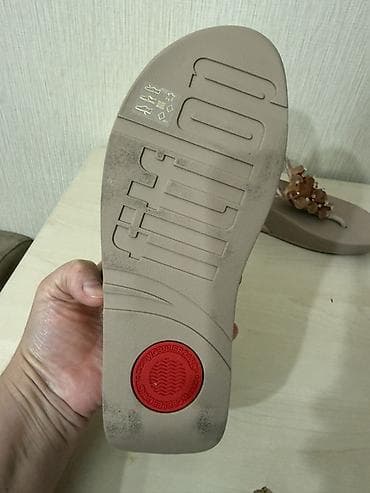 Qadın sandaleti – FitFlop markası - Model: barmaqarası (t-strap) — 5