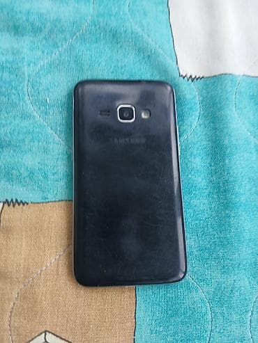 samsung j2 2018 ekran: Samsung Galaxy J1 2016, 8 GB, rəng - Qara, Sensor — 2