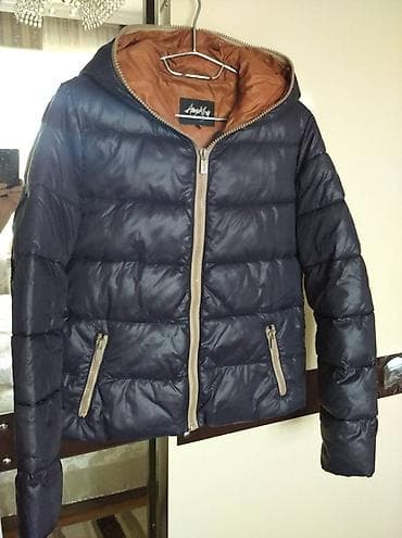 Куртка.Размер М . Лёгкаятёплая,новая