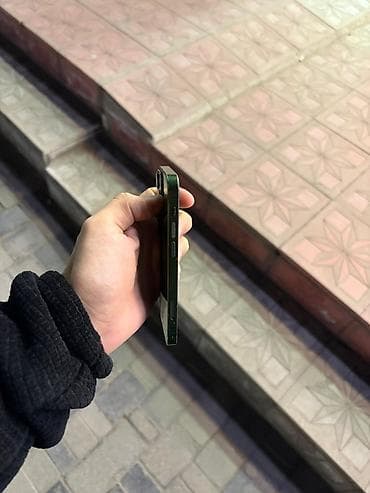 iphone 11 black: IPhone 13, Yaşıl, Qırıq — 4
