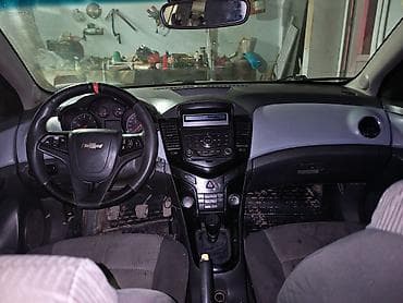 bmw e38 ehtiyat hisseleri: Chevrolet Cruze: 1.6 l | 2010 il 198000 km Sedan — 7