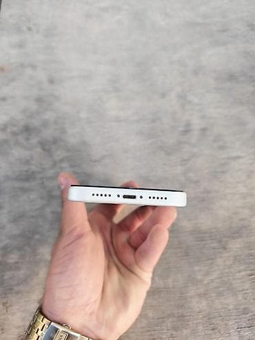 ipod classic 7: IPhone 14 Pro, 128 GB, Ağ, Face ID — 8