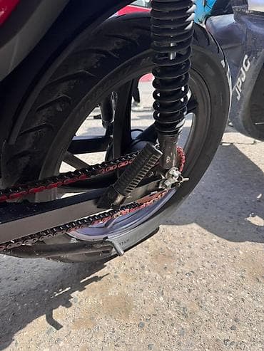 matasqlet: Salam moto ideal vəzyətdə problemsiz motodur otur sür starter işlək — 7