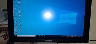 18: Hikvision DS-D5022FN10 monitor - Ekran: 21.5–22" sinif LCD panel - — 1