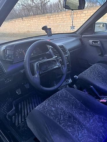 opel təkəri: VAZ (LADA) 2110: 1.6 l | 2004 il 447764 km Sedan — 7