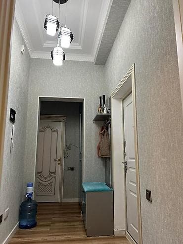 Mənzillər: 3 otaqlı, Yeni tikili, 58 kv. m — 9