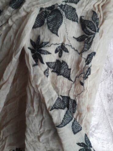 yun şal: Şal təbii materialdan.Vışıvkalı — 2