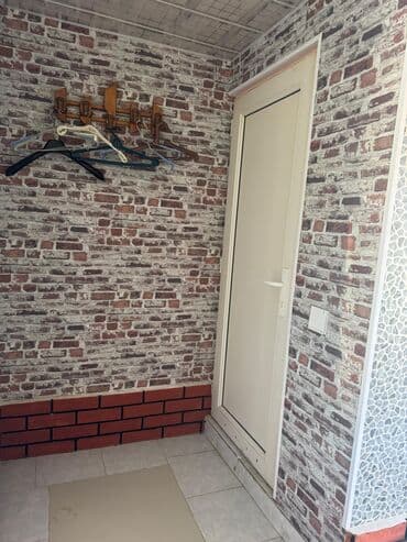 memar ecemi: Salam. Ev xutorda yerləşir. 1 nəfər bəy otaq yoldaşı axtarılır. Tələbə — 1