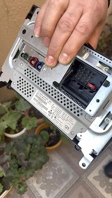 mikro qulaqciq satisi: Mercedes Vito/Viano (Panaroma) üçün üstündən çıxma original manitor — 2