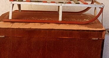 uşaq ucun oturacaq: Uşaq xizəyi sovet dövründə istehsal olunan - Material: metal karkas — 1