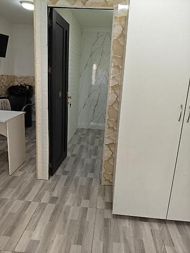 Ev üçün mebel: 2 qapılı, Ağ, Taxta, Açılan, Düz dolab — 2