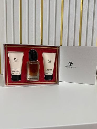 gün eynekleri: Givenchy, Lancôme və Giorgio Armani brendlərindən qadın ətir dəstləri — 3