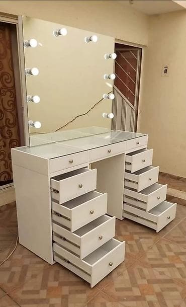 suse stol: Açılmayan, Şüşə — 1