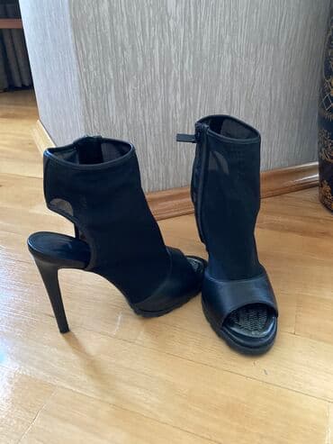 tekstil uşaq şəp şəpləri: Ölçü: 39, rəng - Qara, İşlənmiş — 1