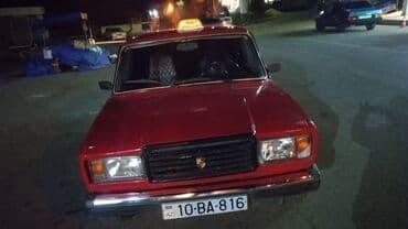 vaz 2103: Mosd karofqa mator yaxsidi biriki yerinde curuyu var qiymət 2500azn — 1