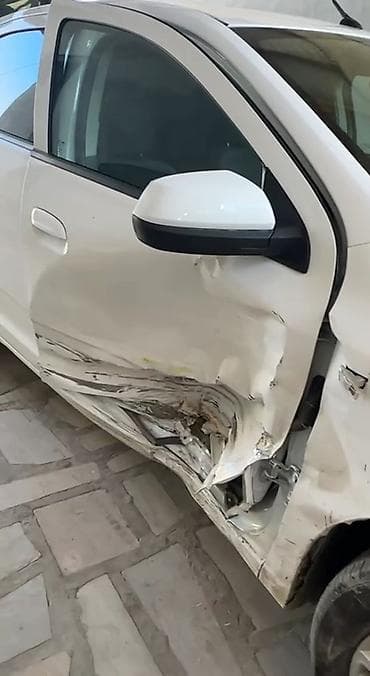 disk 14: Chevrolet Cobalt: 1.5 l | 2024 il 15935 km Sedan — 10