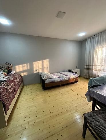 Bağ evləri: 2 otaqlı mənzil – mətbəx, sanitar qovşaq - Ümumi: səliqəli planlama — 4