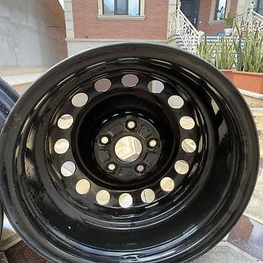 diskilər: Toyota üçün disk və kalpak dəsti - 4 ədəd polad disk: qara rəng, 5 — 3