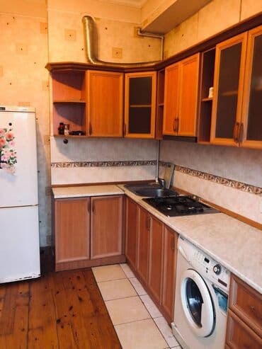 mingecevir kiraye: Nərimanov metrosunnan 2 dəqəlik məsafədə 7 mərtəbəli binanın 5-ci — 6