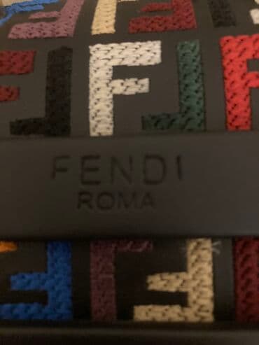 qaşlı çanta: Сумка Fendi. Покупалась в США. Новая. Не использовалась ни разу — 4