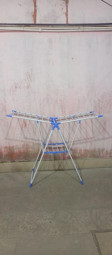 quruducular: Qatlana bilən paltarqurudan stend hec bir deffekti yoxdur yenidir — 1