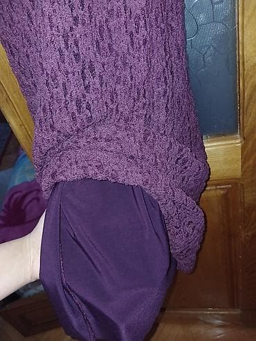 hamam xalat: Bordo rəngli uzun paltar. 50 manata almısam 1 dəfə geyinmisem çox — 2