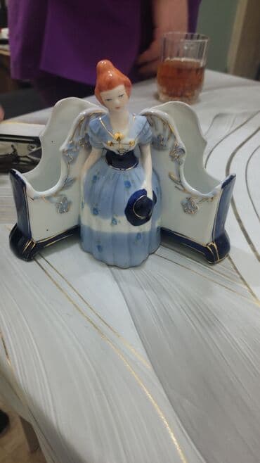 murebbe qablari: Antik salfetka qabi orginal kobalt çex malı əcəmi metrosunun yanına — 2