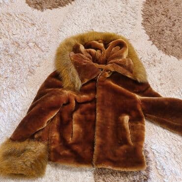 баку седерек шубы: Russiyadan alinib. Temiz maldi. tuki geti cixmir. kisa modeldi cibleri — 5