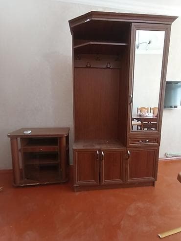 2el dolablar: Dehliz dolabi +tv stend birlikde 50 azn satilir‼️unvan nerimanov — 1