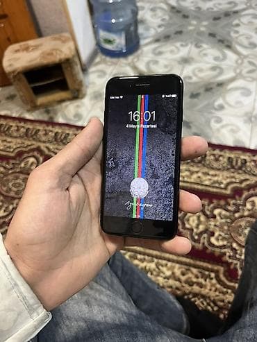 IPhone 7, Jet Black, Barmaq izi — 1