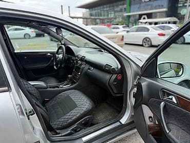 mersedes babin: Mercedes-Benz C-Class: 2.2 l | 2001 il Sedan — 7