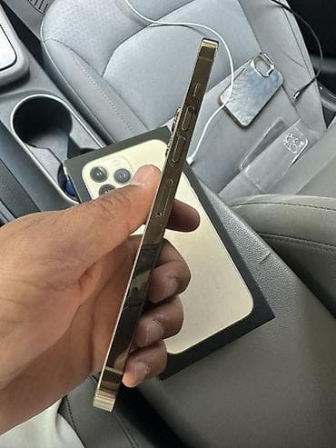 iphon 6 plus: IPhone 13 Pro Max, Qızılı, Qırıq — 2