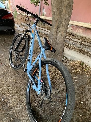 toba velosiped: Toga markalı dağ velosipedi - Rəng: açıq mavi, narıncı və qara — 1