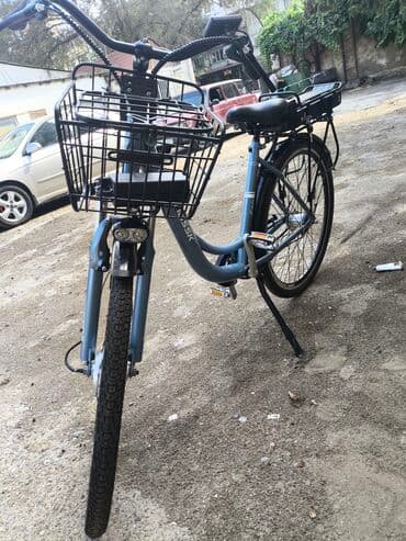 велосипеды 14 дюймов: Şəhər tipli elektrik velosipedi - Rəng: açıq mavi gövdə, qara — 1