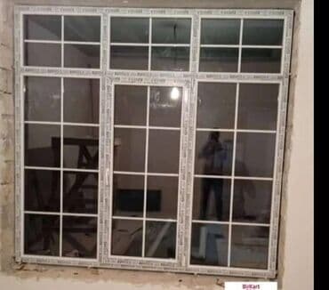 qapi ustu asmalar: Yana si̇yi̇rməli̇ plasti̇k və alümi̇ni̇um qapilar. Ara kəsmələr — 27