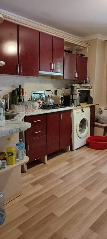 hökməlidə: Hökməli arkasından keçdikdə 200 metr yuxarıda 2 mərtəbəli ev satılır — 15