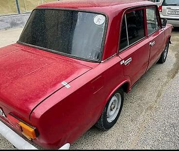 Avtomobil satışı: VAZ 21011 “Jiquli” sedan Cerimesi var 215 azn onuda men ozm odeyecem — 2