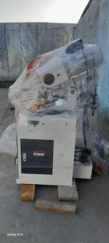 Оборудование для производства: Metal üçün lentli kəsim dəzgahı - Sənaye tipli, elektrik mühərrikli — 1