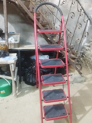 ev pilləkənləri: 5 pilləkənli qatlanan nərdivan yaxşı vəziyyətdə - Rəng: qırmızı — 1