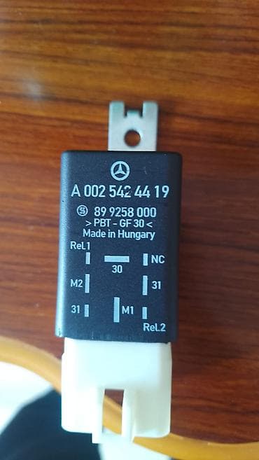 Motonəqliyyat: Mercedes Vito/Viano modelləri üçün kondisioner rele­si. - Ehtiyat — 1
