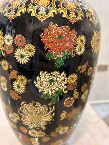 gül dekoru: Bir vaza, Keramika — 3