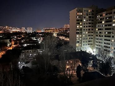 dizayn temir: Mənzildə peşəkar dizaynla tam təmir işləri görülüb. İşıqlı interyer — 10