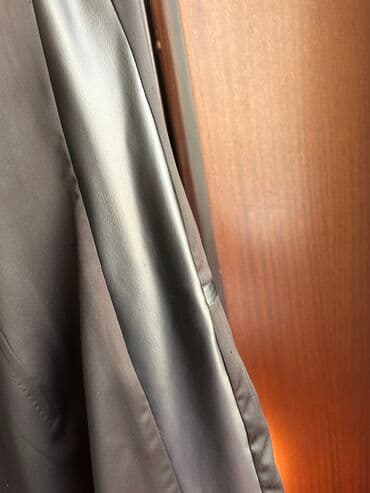 dəri don: Qara atlas, kenarlari deri, yaxsi veziyyetde — 3