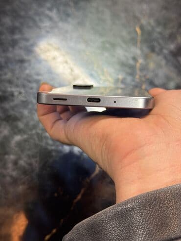 Apple iPhone: Samsung Galaxy A22, цвет - Серебристый — 4