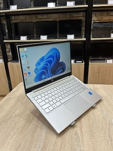 mini notebook computer: İşlənmiş HP Pavilion, 14 ", Intel Core i3, 256 GB, Ödənişli çatdırılma — 2
