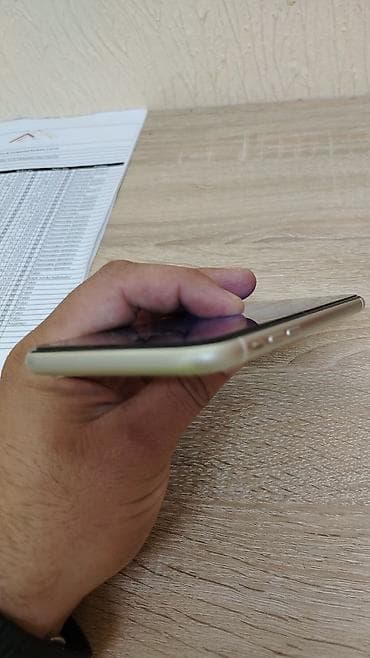 en ucuz iphone'lar: IPhone 11, 128 GB, Ağ, Simsiz şarj, Face ID — 5