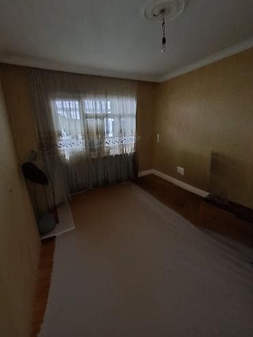 kiraye evlerin satisi: 13 mkr 9/3 kunc 3 otaq 2 balkon kiyev layihəsi temirsiz yol qiraqi — 6