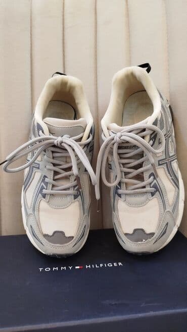 nike qaçış üçün qadın krossovkaları: Ölçü: 36, rəng - Boz, Yeni — 1